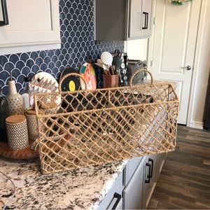 Hand-crafted Wire Burlap Magazine Rack Display
